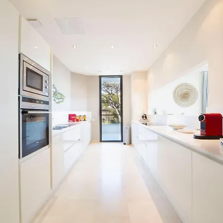 Maxima アパート サント・マキシム